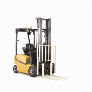 美國製造柴油堆高機 ERP030-040VF 美國製造柴油堆高機 ERP030-040VF